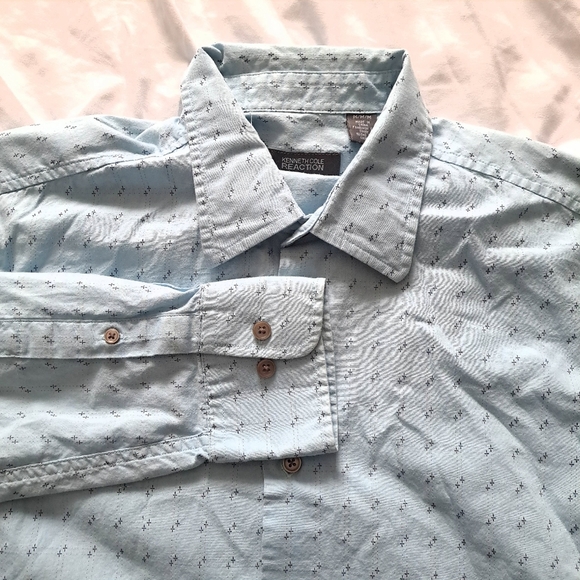 Kenneth Cole | Reaction Light Blue Men's button up collared Shirt - Picture 1 of 10